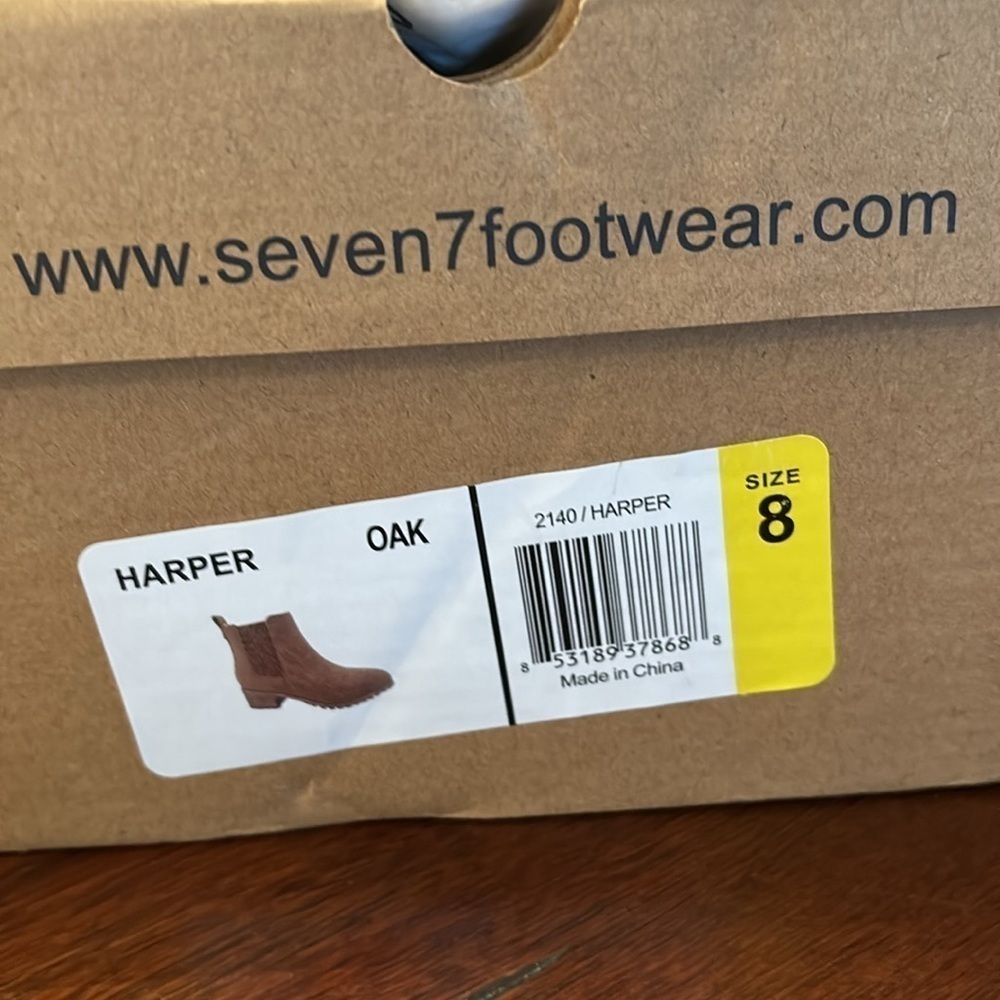 Seven7 Harper Oak ankle boots size 8 NWOT NIB 2”heel - Picture 12 of 12